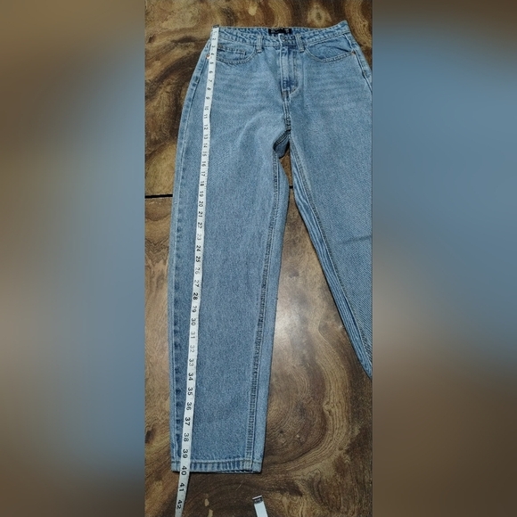 PrettyLittleThing Light Blue Straight Leg Jeans Size (4) - Picture 3 of 13